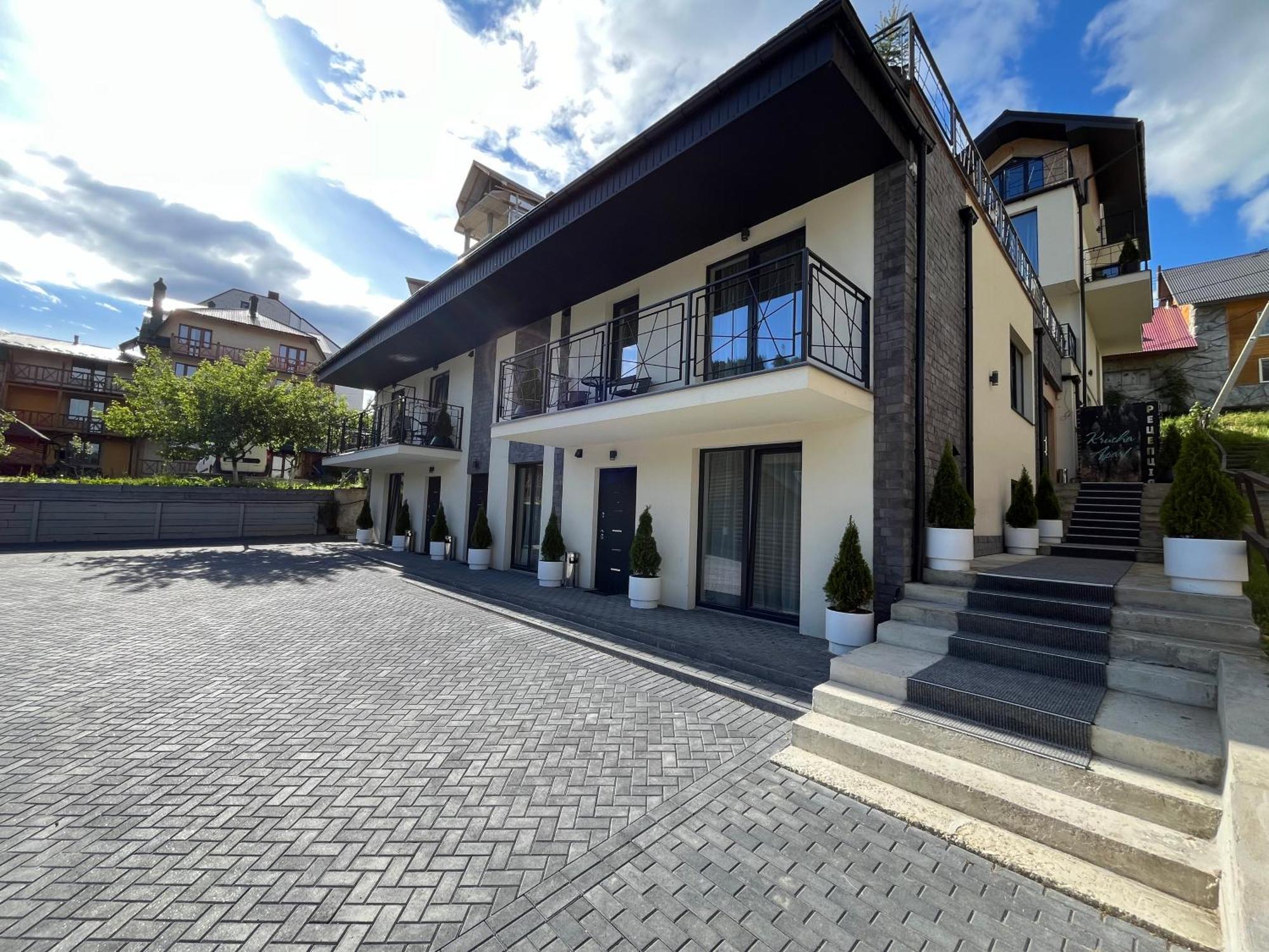 Krucha Hotel Bukovel Ngoại thất bức ảnh